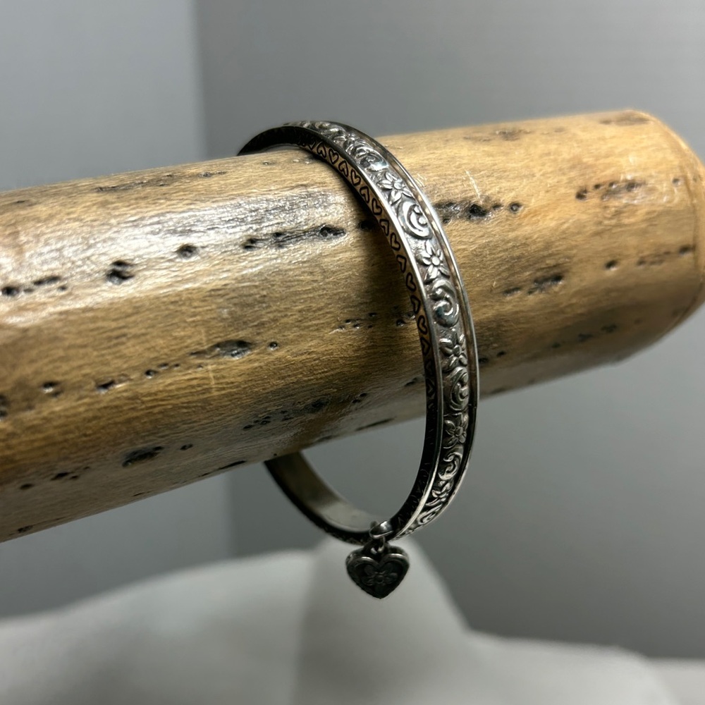Brighton Etched Floral Bangle Bracelet with Small Heart Charm Silver Plated - Picture 4 of 13